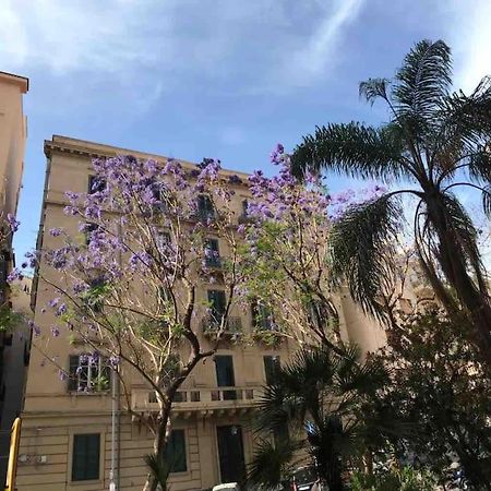 Bibi Appartamento A Due Passi Dal Tribunale Centro パレルモ エクステリア 写真