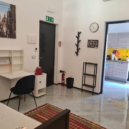 Bibi Appartamento A Due Passi Dal Tribunale Centro パレルモ エクステリア 写真